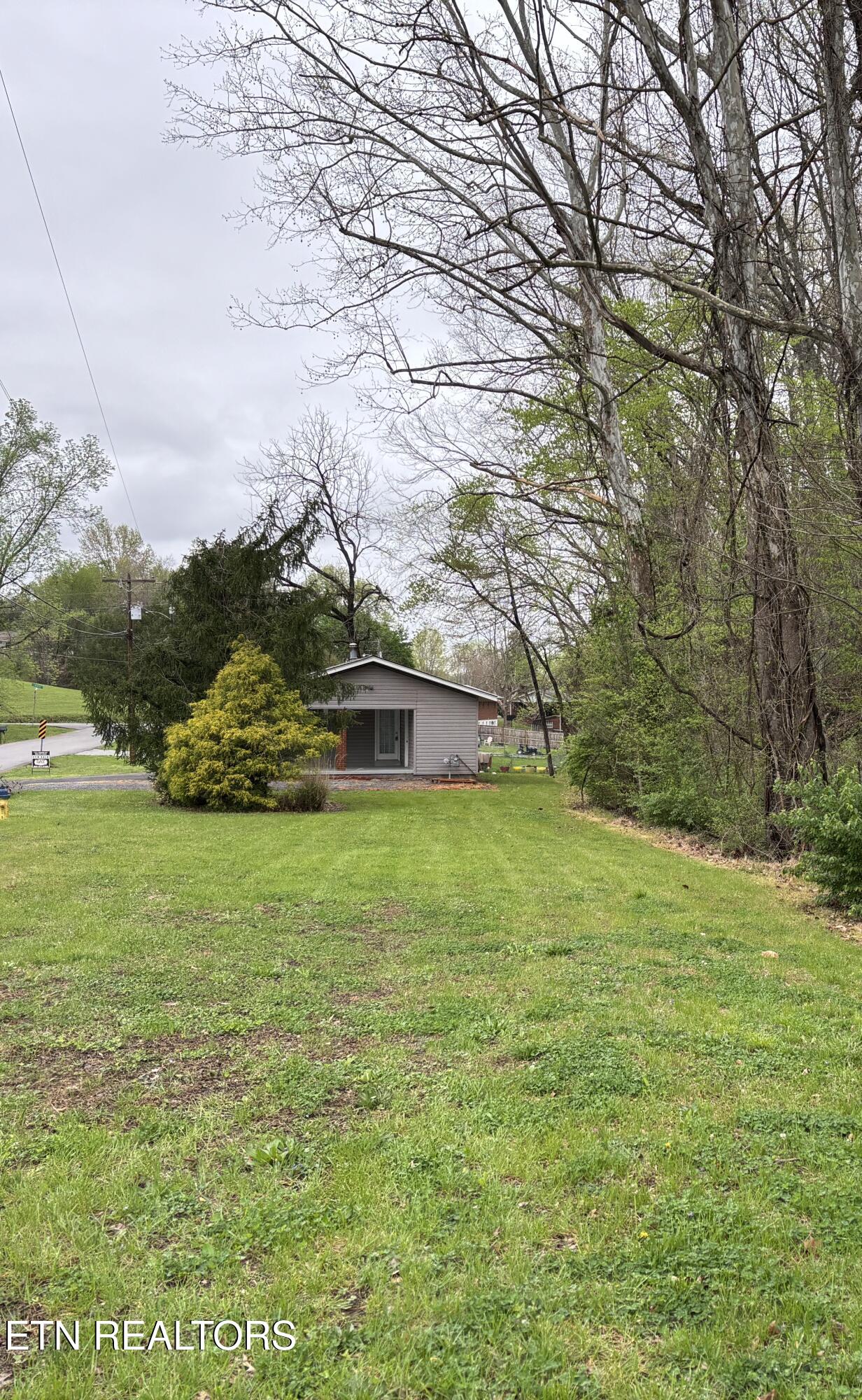 1004 Murphy Road Sevierville, TN 37862 - Photo 25 of 27 IMG_3823 2