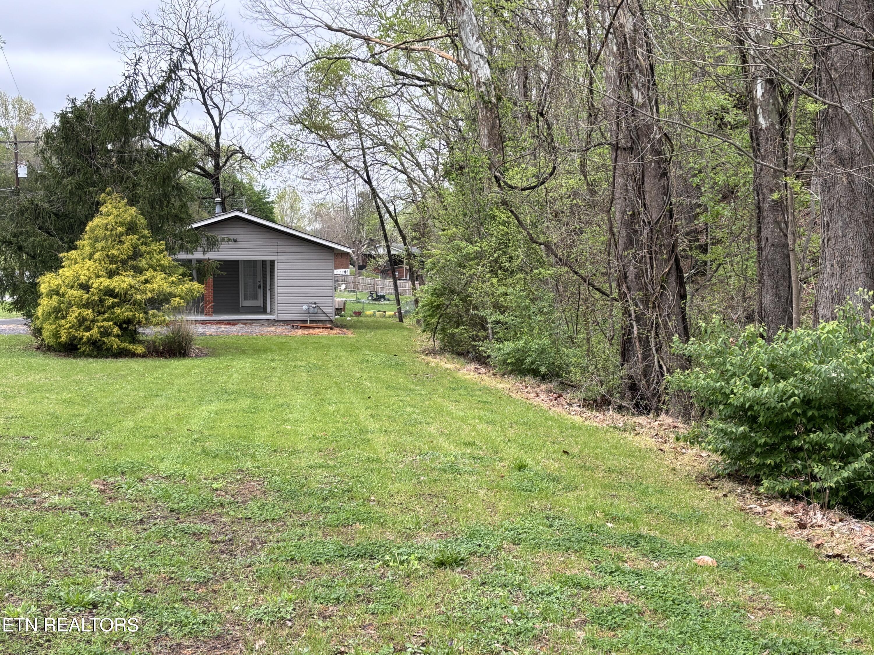 1004 Murphy Road Sevierville, TN 37862 - Photo 9 of 27 IMG_3785
