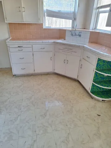 $2,500 | Peralta Street, Hayward, CA 94541