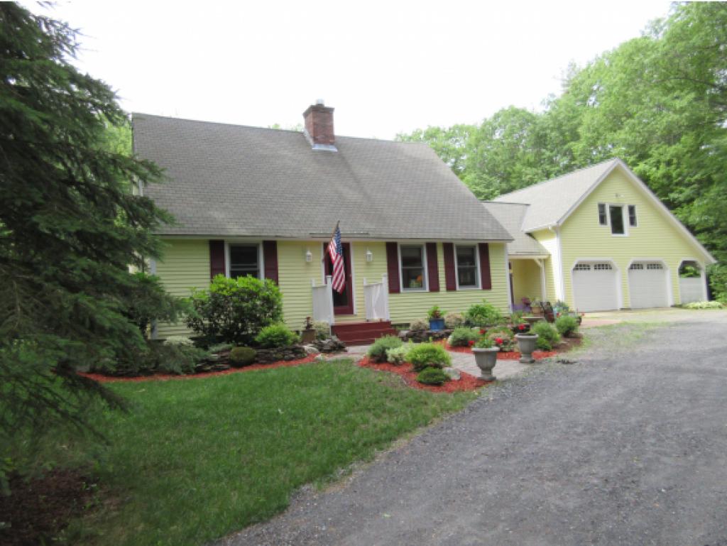 422 Middle Hancock Road Peterborough, NH 03458 - Photo 1 of 17