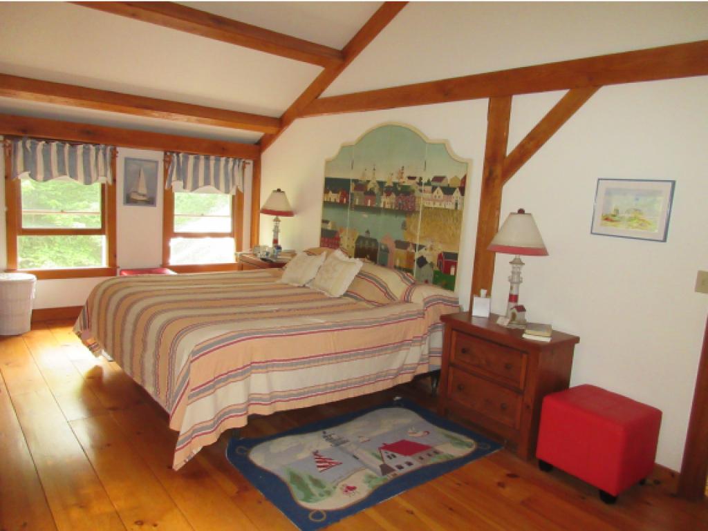 422 Middle Hancock Road Peterborough, NH 03458 - Photo 9 of 17