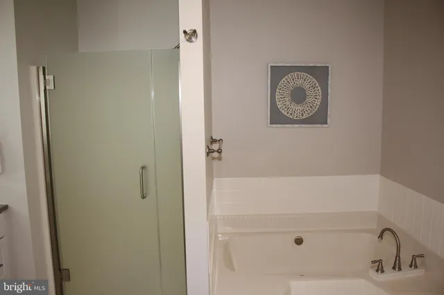 $6,000 | 176 South Patricia Drive, Swedesboro, NJ 08085