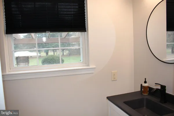$5,000 | 176 South Patricia Drive, Swedesboro, NJ 08085