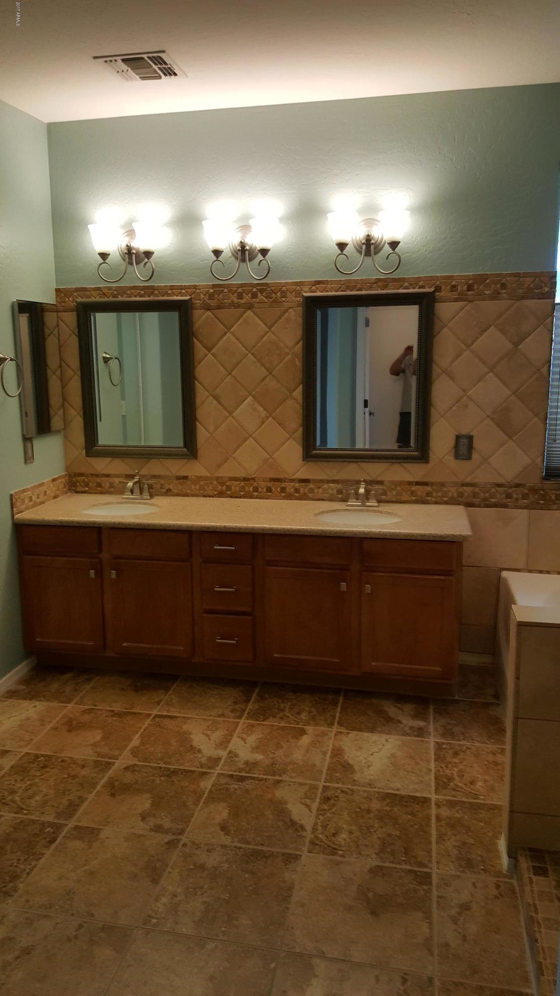 2018 West Maldonado Road Phoenix, AZ 85041 - Photo 17 of 33 20170531_152649