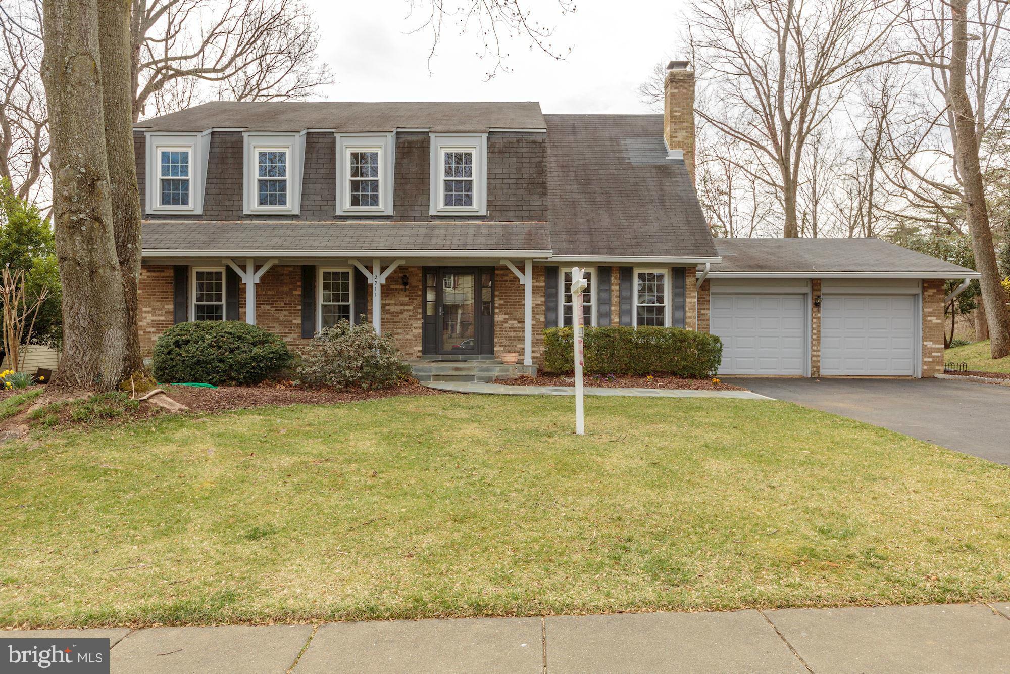 2711 Glencroft Road Vienna, VA 22181 - Photo 1 of 30 Exterior (Front)