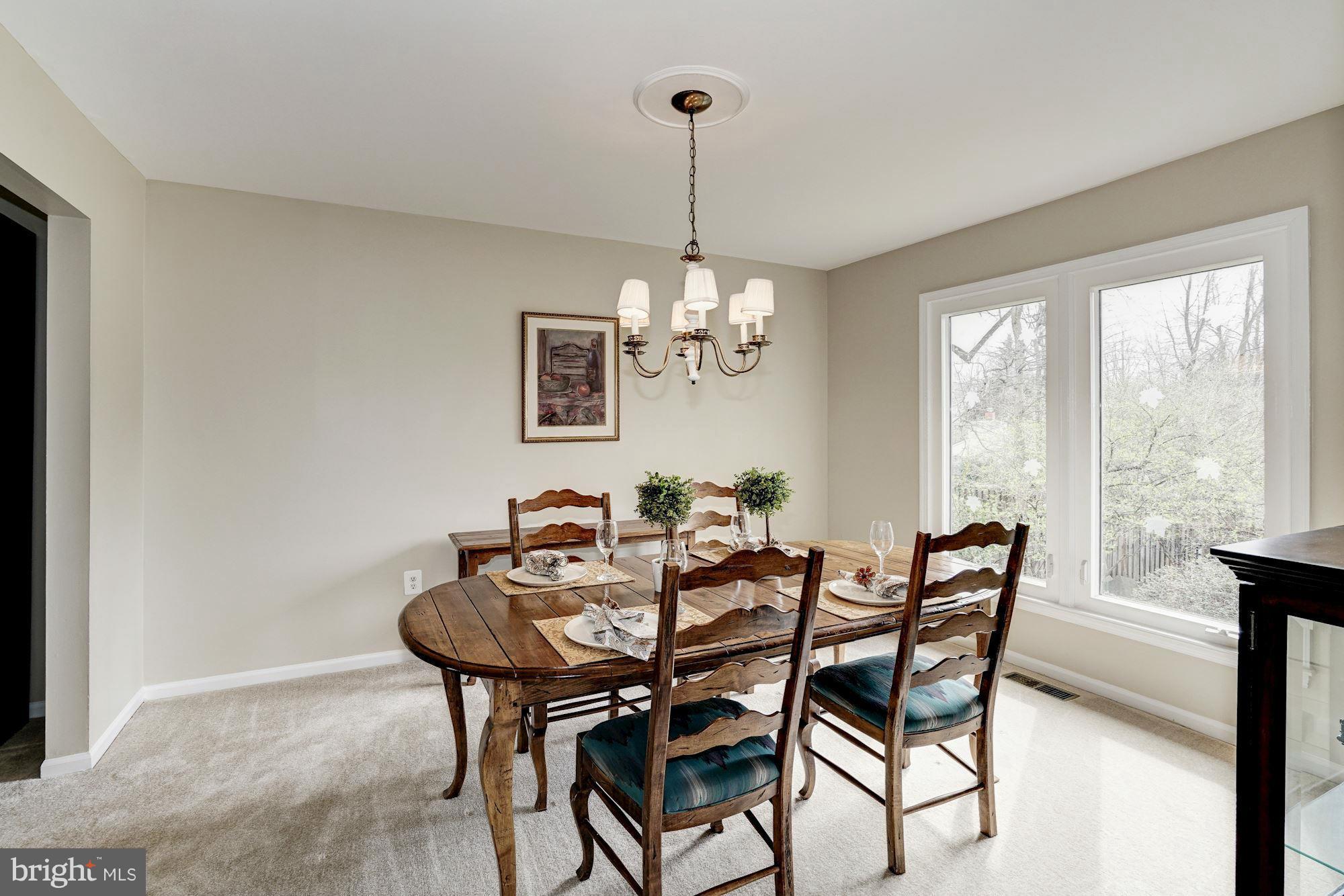 2711 Glencroft Road Vienna, VA 22181 - Photo 14 of 30 Dining Room