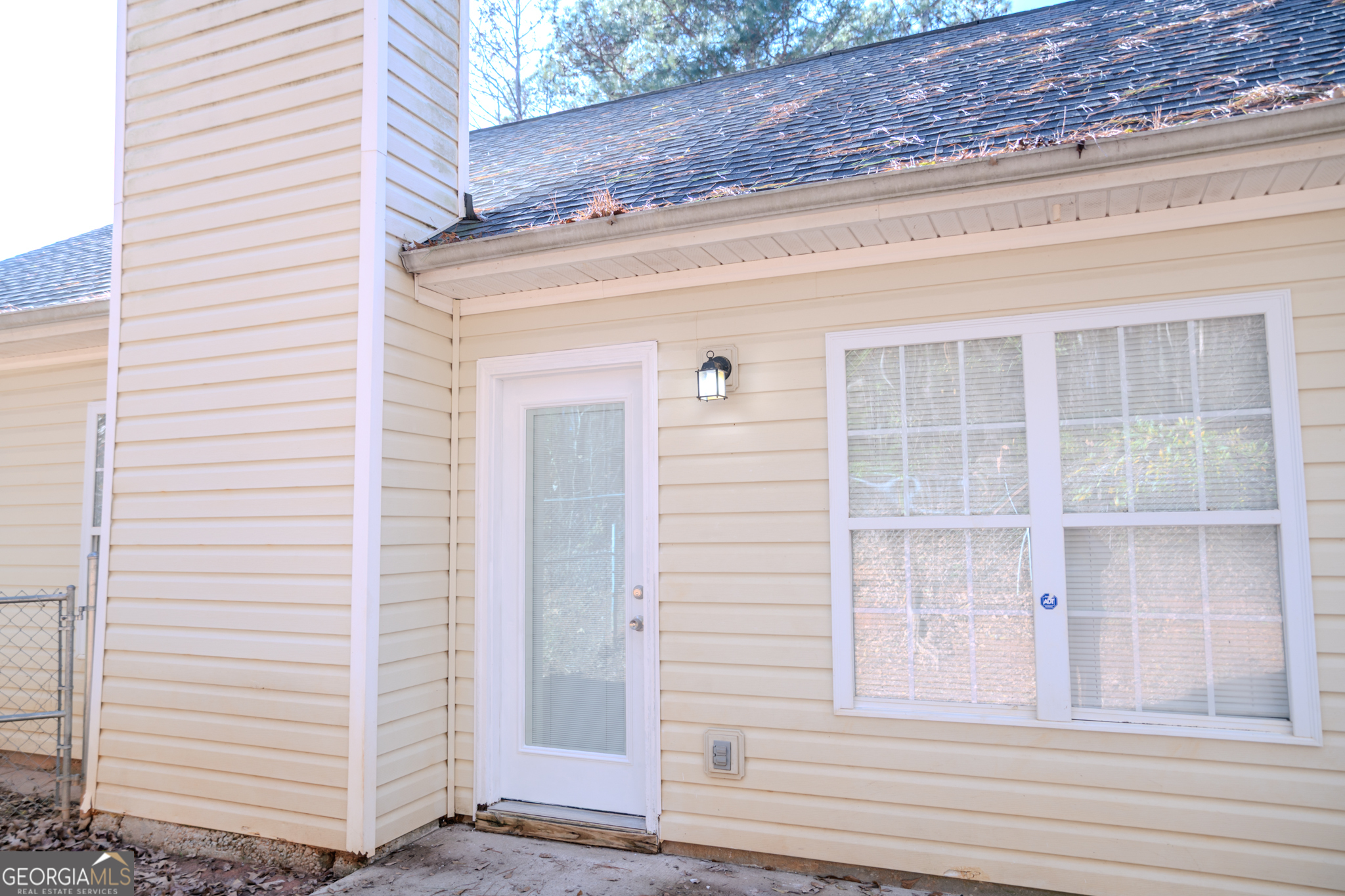 55 Corn Row Court Newnan, GA 30263 - Photo 64 of 72 a front view of a house with a window