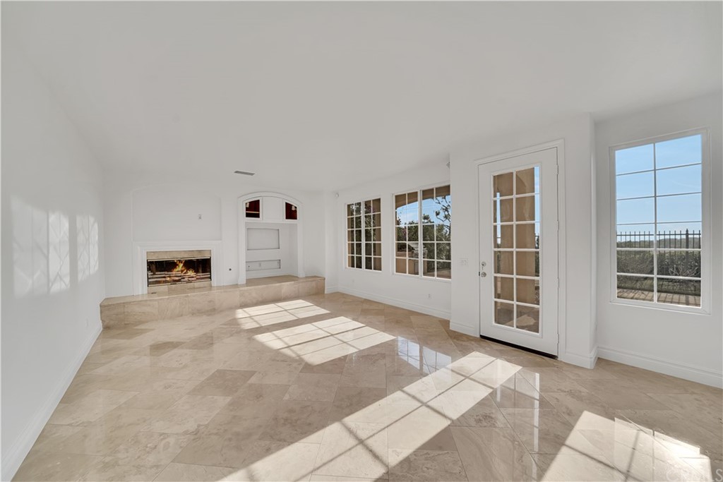 59 Renata Newport Coast, CA 92657 - Photo 13 of 33