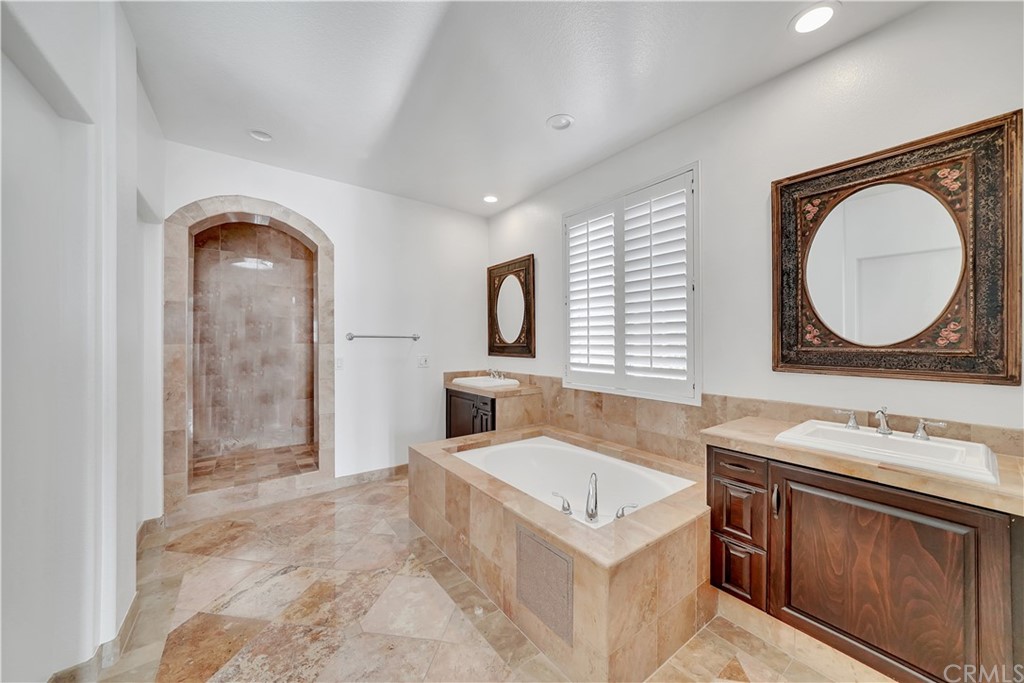 59 Renata Newport Coast, CA 92657 - Photo 24 of 33