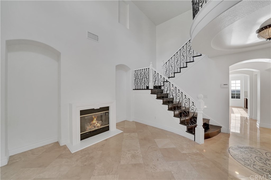 59 Renata Newport Coast, CA 92657 - Photo 5 of 33