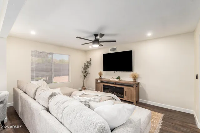 a view of a house with a garage