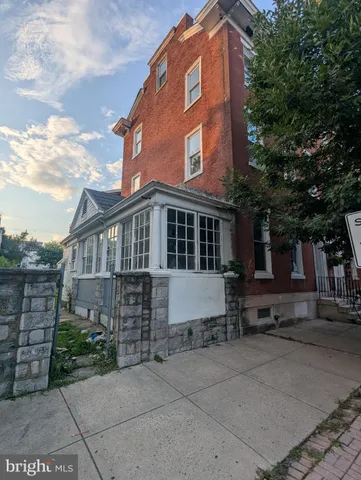 $400,000 | 1009 DeKalb Street, Norristown, PA 19401