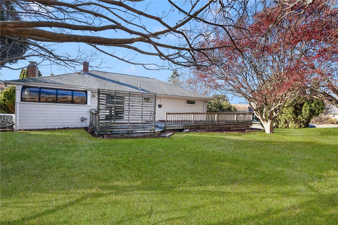109 Redwood Road Portsmouth, RI 02871 - Photo 32 of 37 Gallery Image 32