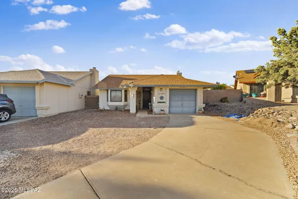 $266,000 | 10095 East Autumnwind Place, Tucson, AZ 85730