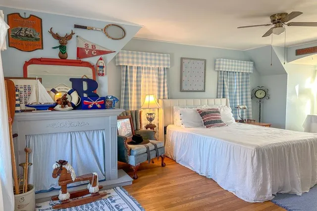 $185,000 | 1800 16th Avenue, Menominee, MI 49858