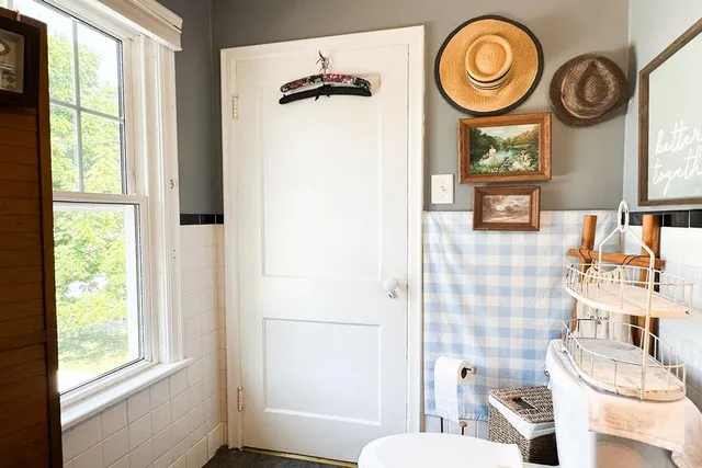 $185,000 | 1800 16th Avenue, Menominee, MI 49858