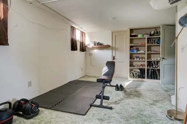 $185,000 | 1800 16th Avenue, Menominee, MI 49858