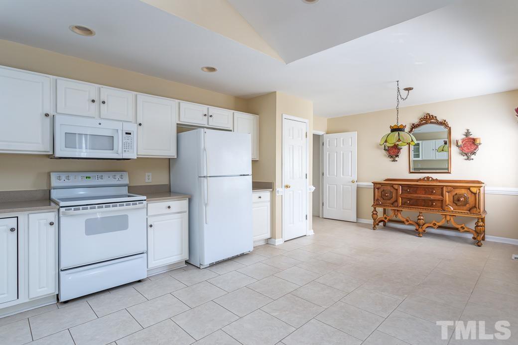 8909 Old Creedmoor Road Raleigh, NC 27613 - Photo 10 of 29