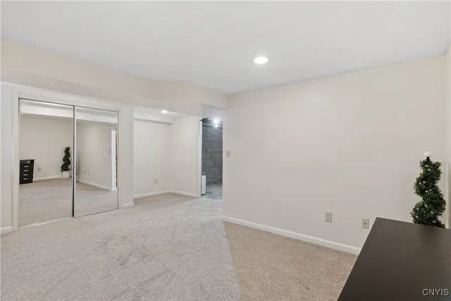 $2,300 | 104 Lookout Circle, Camillus, NY 13209