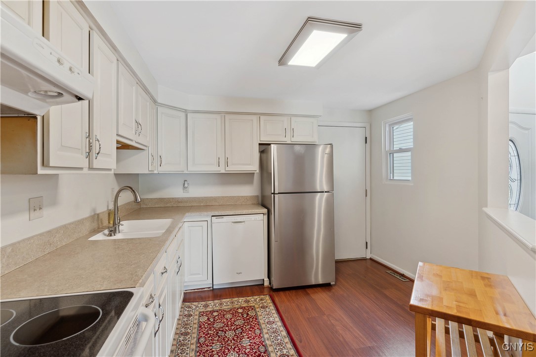 104 Lookout Circle Camillus, NY 13209 - Photo 8 of 24