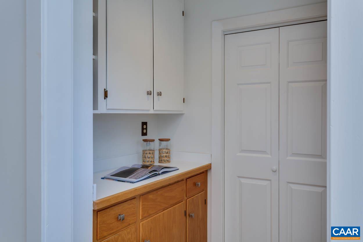 1243 Chatham Ridge Charlottesville, VA 22901 - Photo 14 of 23 a kitchen with cabinets and window