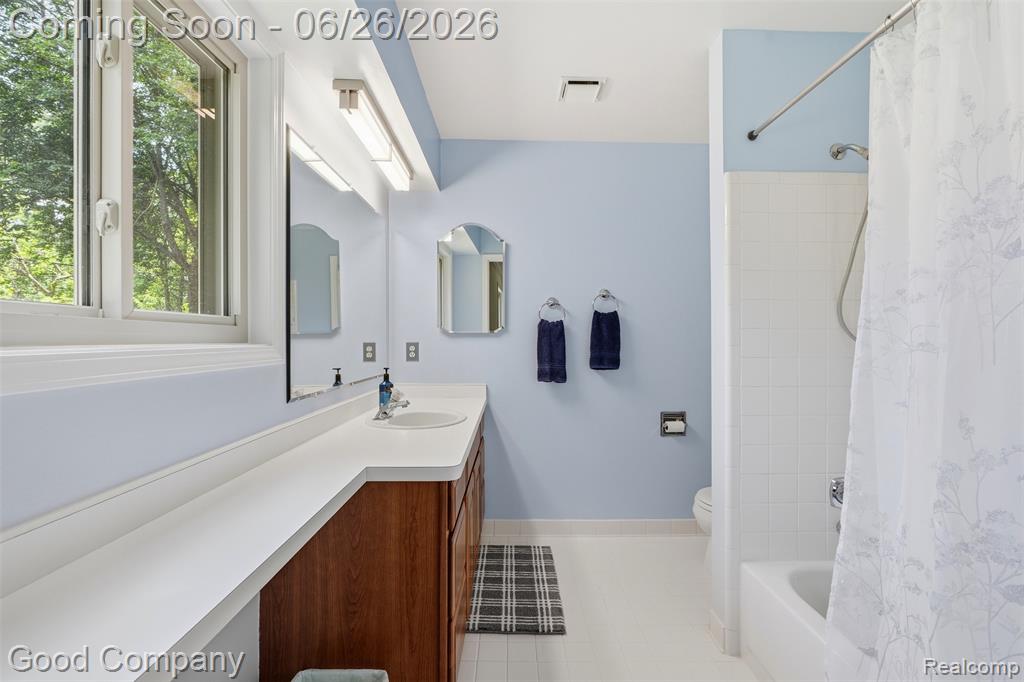 21466 Ruth Street Farmington, MI 48336 - Photo 25 of 37