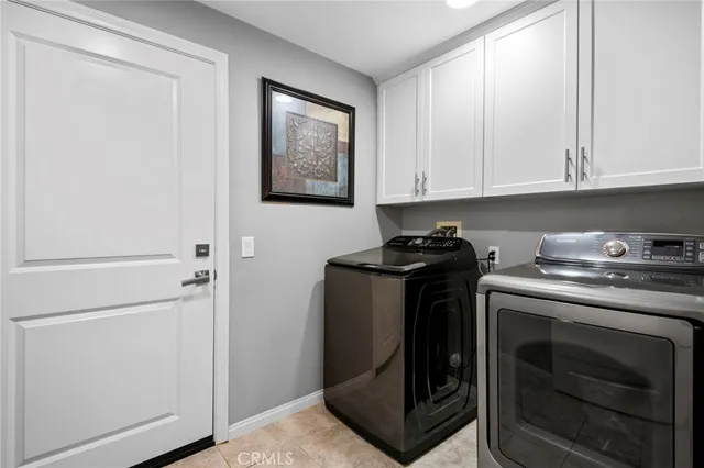 $1,048,000 | 88 Capricorn, Irvine, CA 92618