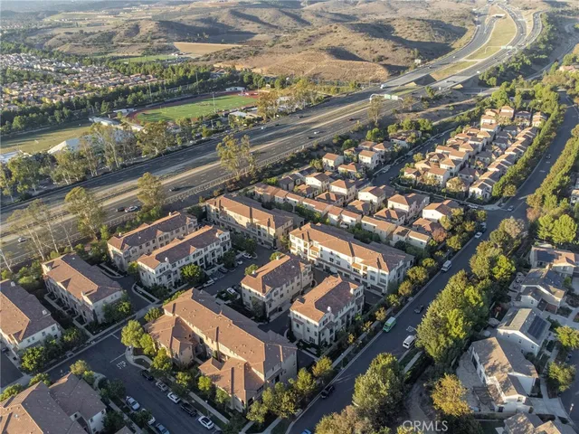 $1,048,000 | 88 Capricorn, Irvine, CA 92618