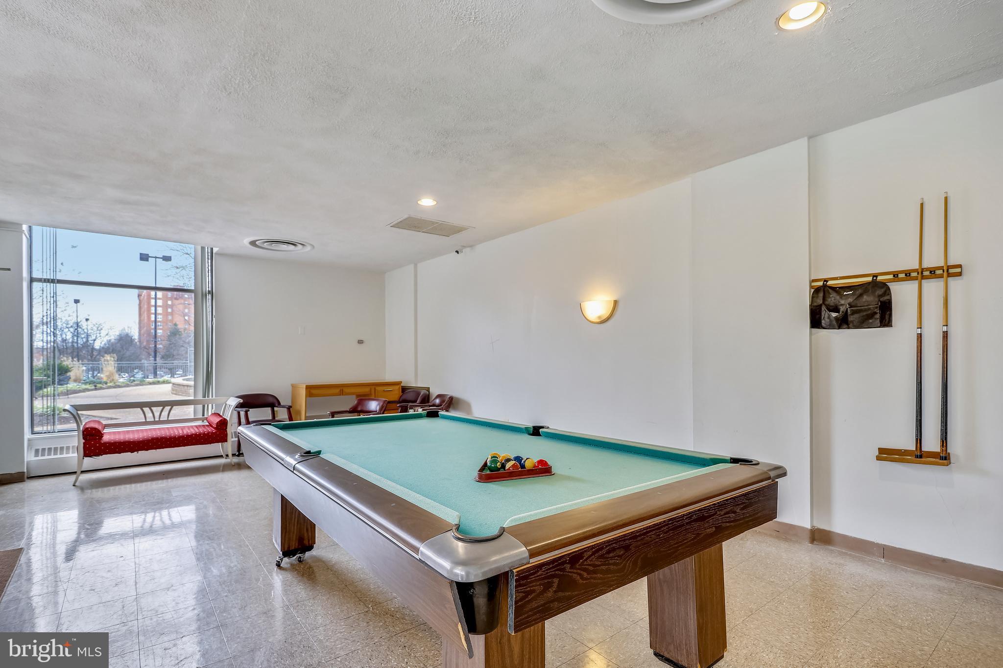 4141 North Henderson Road, Unit 322 Arlington, VA 22203 - Photo 41 of 53 Game of pool, anyone?
