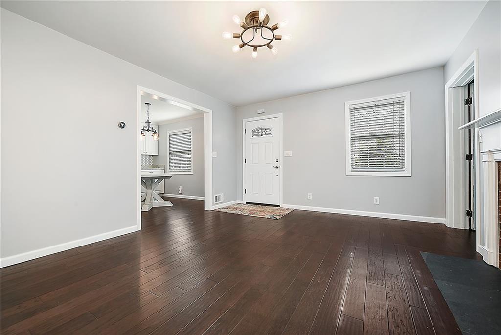 112 Highview Drive Pittsburgh, PA 15241 - Photo 4 of 24