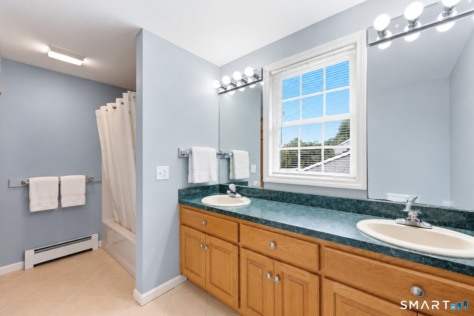 28 Tennyson Road East Hampton, CT 06424 - Photo 20 of 33 Gallery Image 20