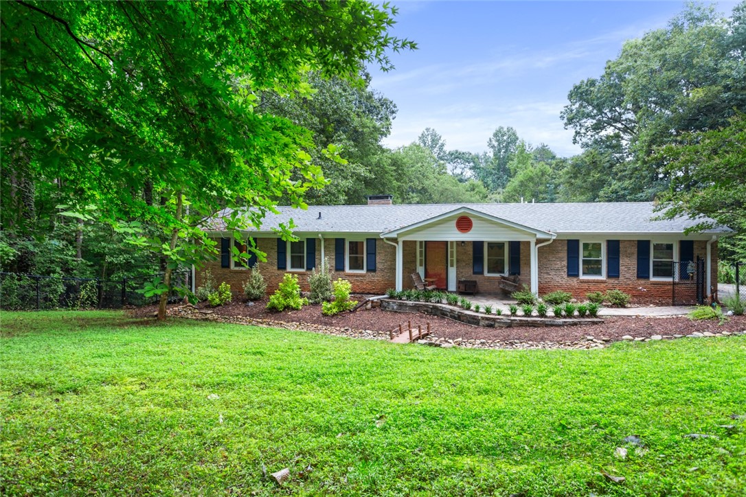 633 West Springwood Drive Seneca, SC 29672 - Photo 1 of 47 Welcome to your new home!