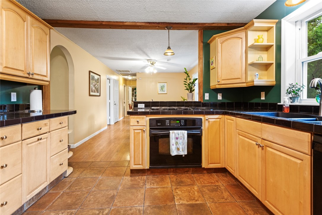 633 West Springwood Drive Seneca, SC 29672 - Photo 24 of 47 Gallery Image 24