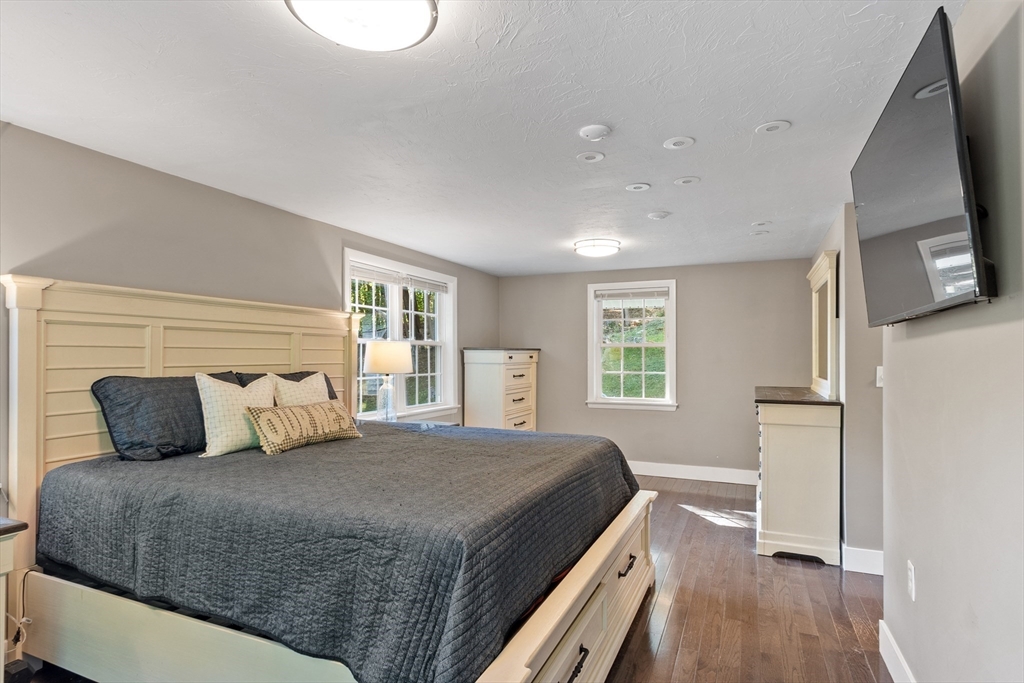 62 Wendell Road Fitchburg, MA 01420 - Photo 11 of 24 Gallery Image 11