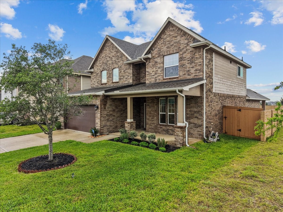 10831 Bodie Hls Drive Rosharon, TX 77583 - Photo 44 of 46 With 2,598 square feet, this two-story home offers space, comfort, and functionality for daily living. Welcome home!