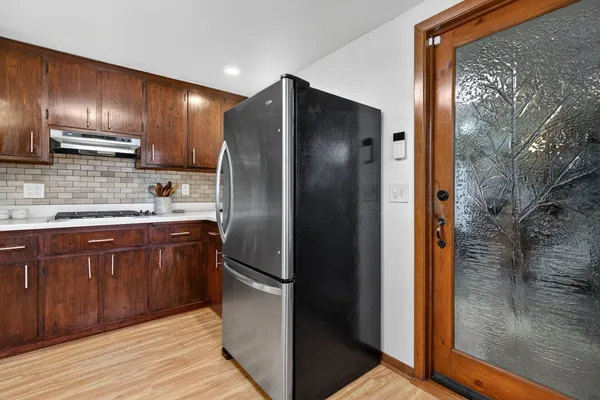 $300,000 | 451 Colorado Avenue, Aurora, IL 60506