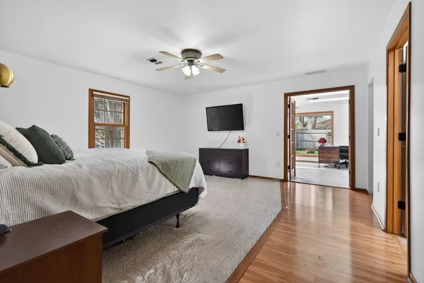 $300,000 | 451 Colorado Avenue, Aurora, IL 60506