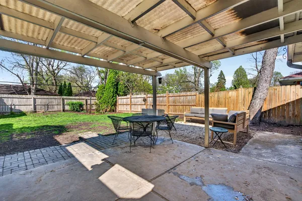 $300,000 | 451 Colorado Avenue, Aurora, IL 60506