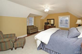2 Edgewood Road Ladue, MO 63124 - Photo 22 of 29