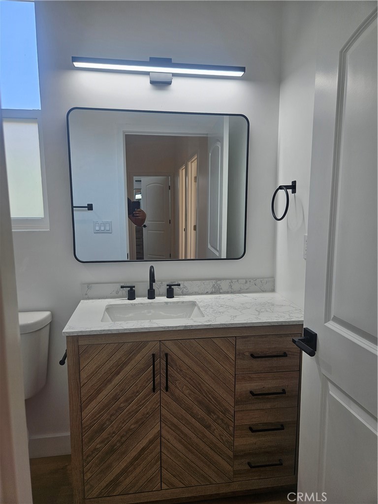 6955 Rhea Reseda, CA 91335 - Photo 10 of 16 Bathroom