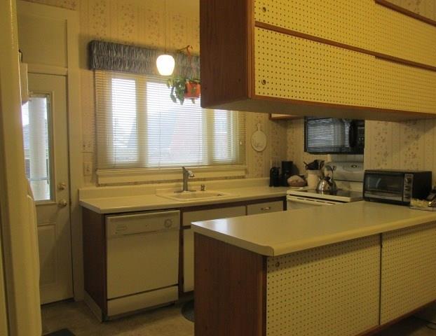 529 Spring Street Latrobe, PA 15650 - Photo 9 of 23 Gallery Image 9