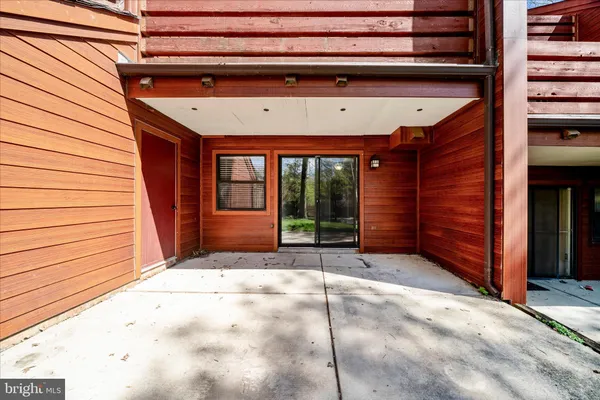 $275,000 | 7503 Weather Worn Way, Unit A, Columbia, MD 21046
