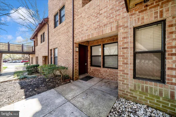 $275,000 | 7503 Weather Worn Way, Unit A, Columbia, MD 21046
