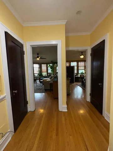 $210,000 | 1042 Washington Boulevard, Unit 3W, Oak Park, IL 60302