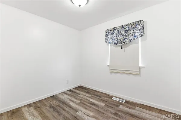 $159,000 | 880 5th Plaza, Florissant, MO 63031