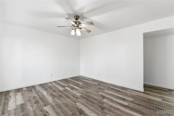 $159,000 | 880 5th Plaza, Florissant, MO 63031