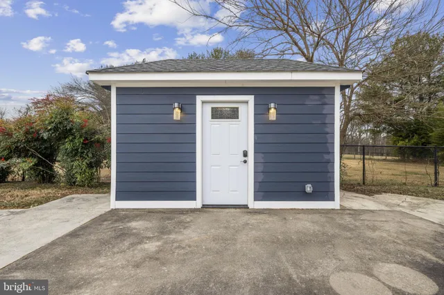 $1,050,000 | 22340 Flintridge Drive, Brookeville, MD 20833