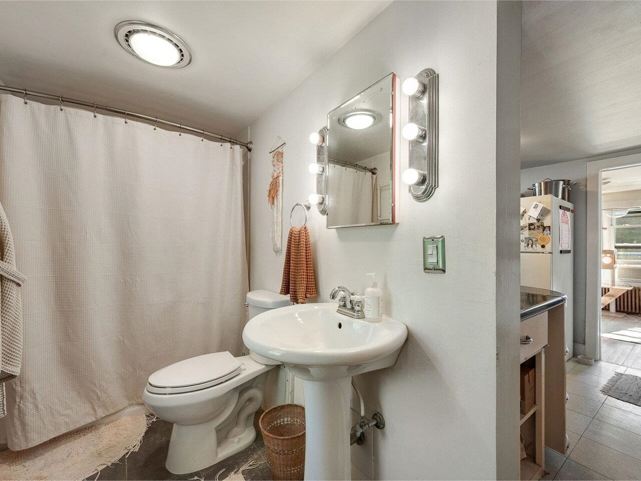 316 Patchen Road South Burlington, VT 05403 - Photo 17 of 40