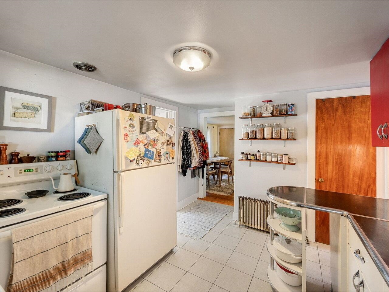 316 Patchen Road South Burlington, VT 05403 - Photo 18 of 40