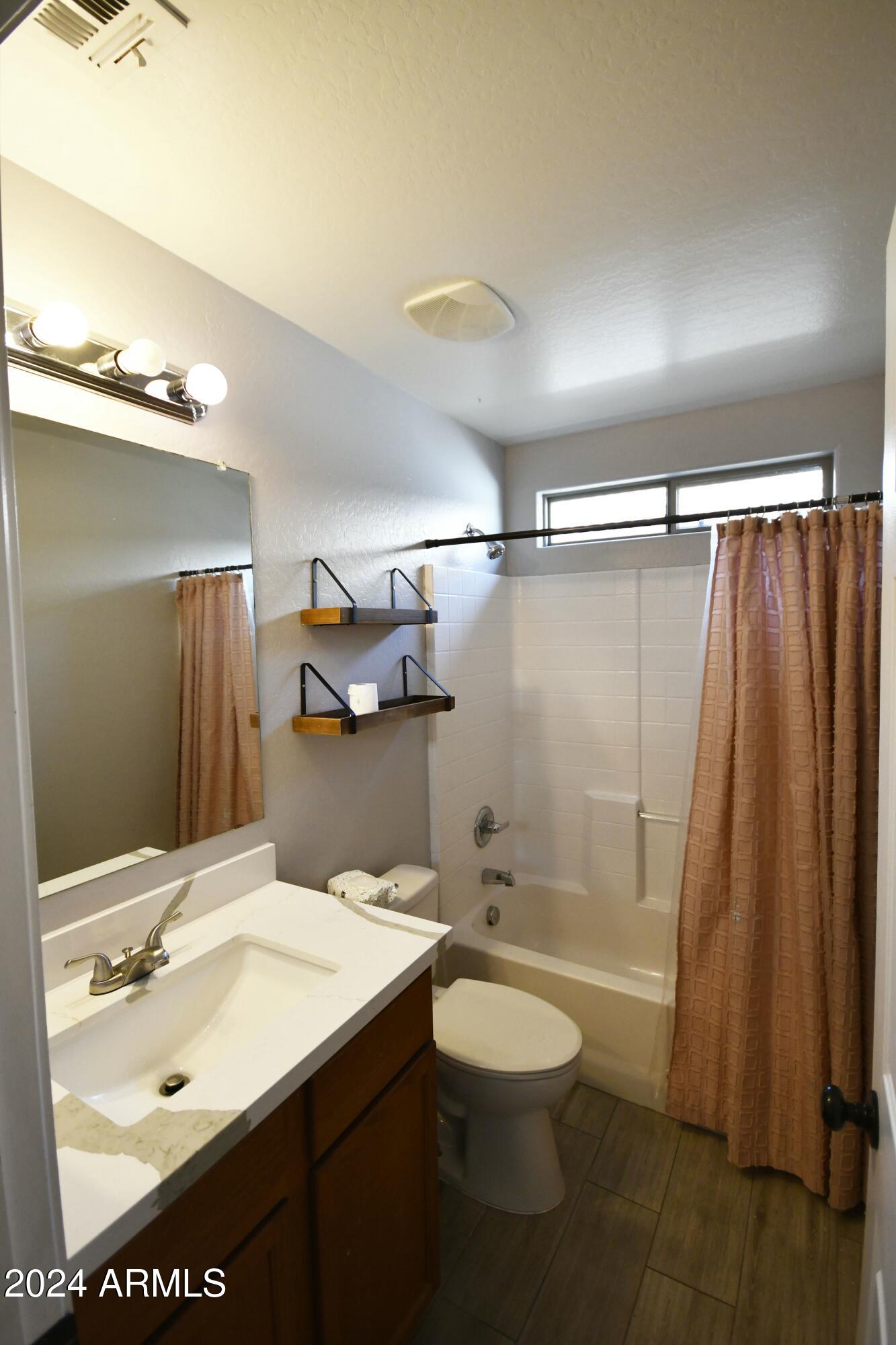 2414 West Gaby Road Phoenix, AZ 85041 - Photo 10 of 17 tempImage5hB30q